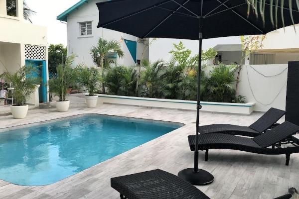 Turquoise Shell Inn (Simson Bay Village)